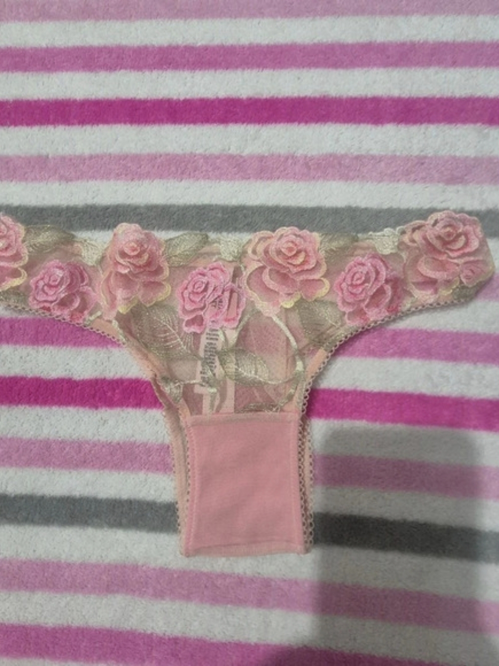 Victoria's Secret High-Leg Brazilian Panty Floral Lace Panty Pink Medium